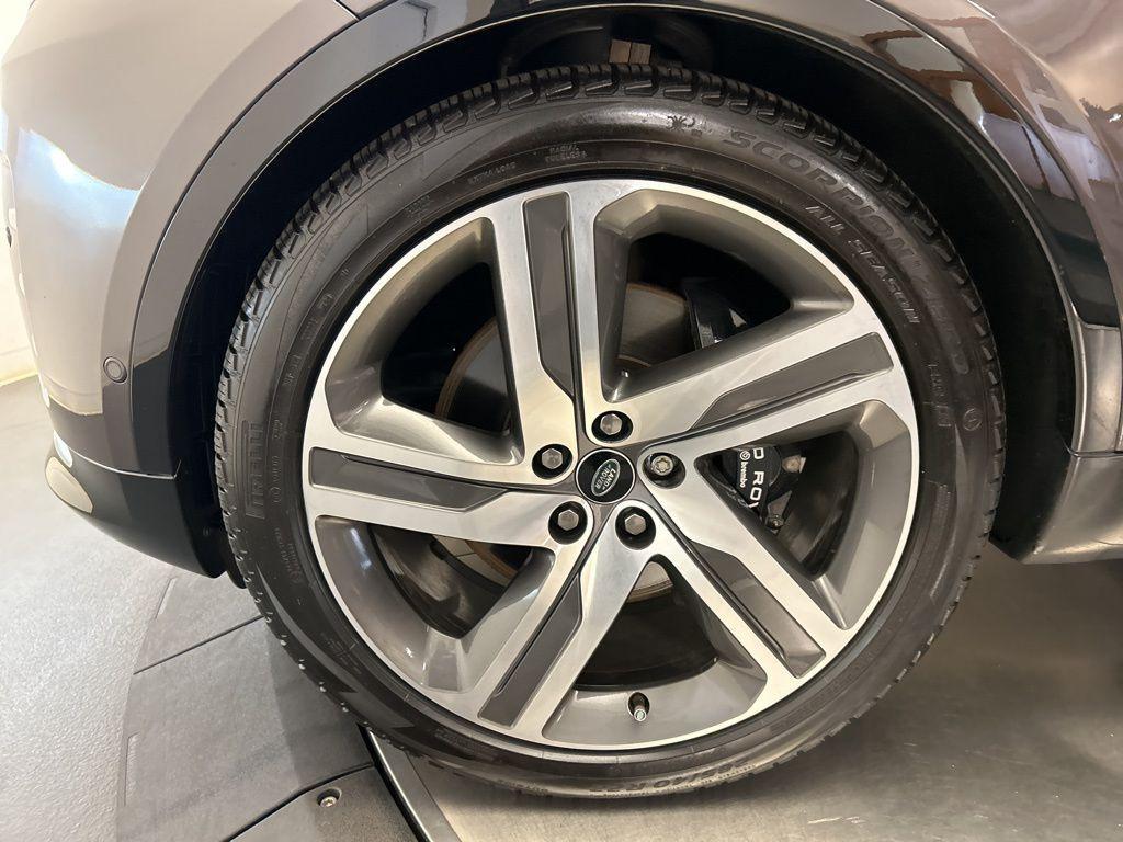 used 2023 Land Rover Discovery car, priced at $46,784