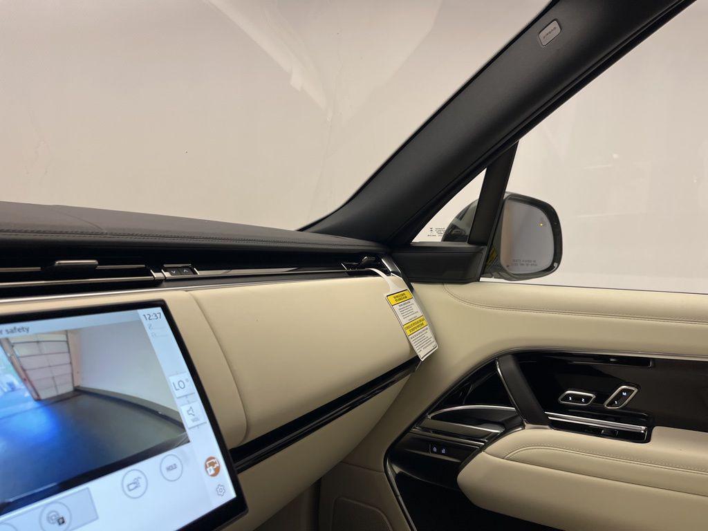 new 2025 Land Rover Range Rover car, priced at $119,670