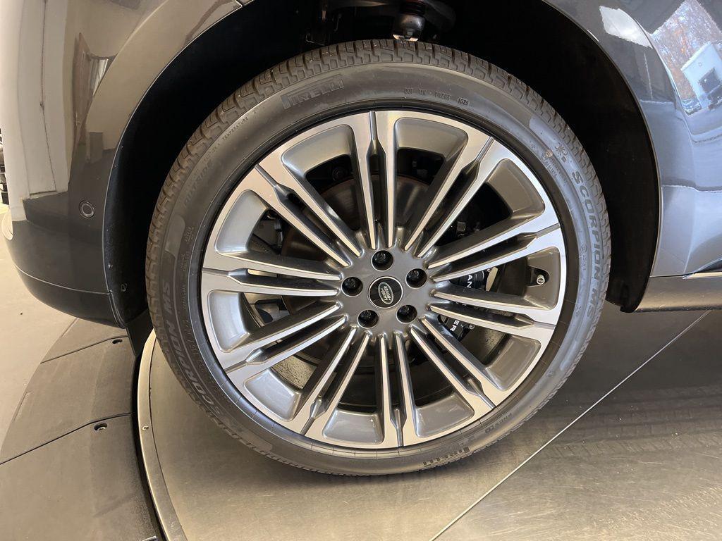 new 2025 Land Rover Range Rover car, priced at $125,655