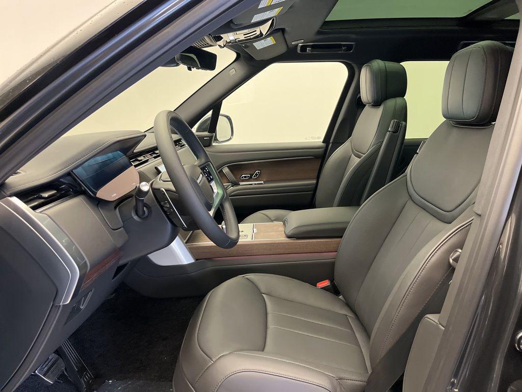 new 2025 Land Rover Range Rover car, priced at $125,655