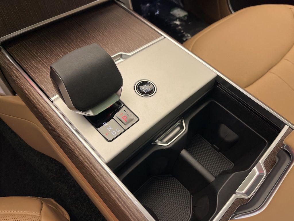 new 2025 Land Rover Range Rover car, priced at $124,405