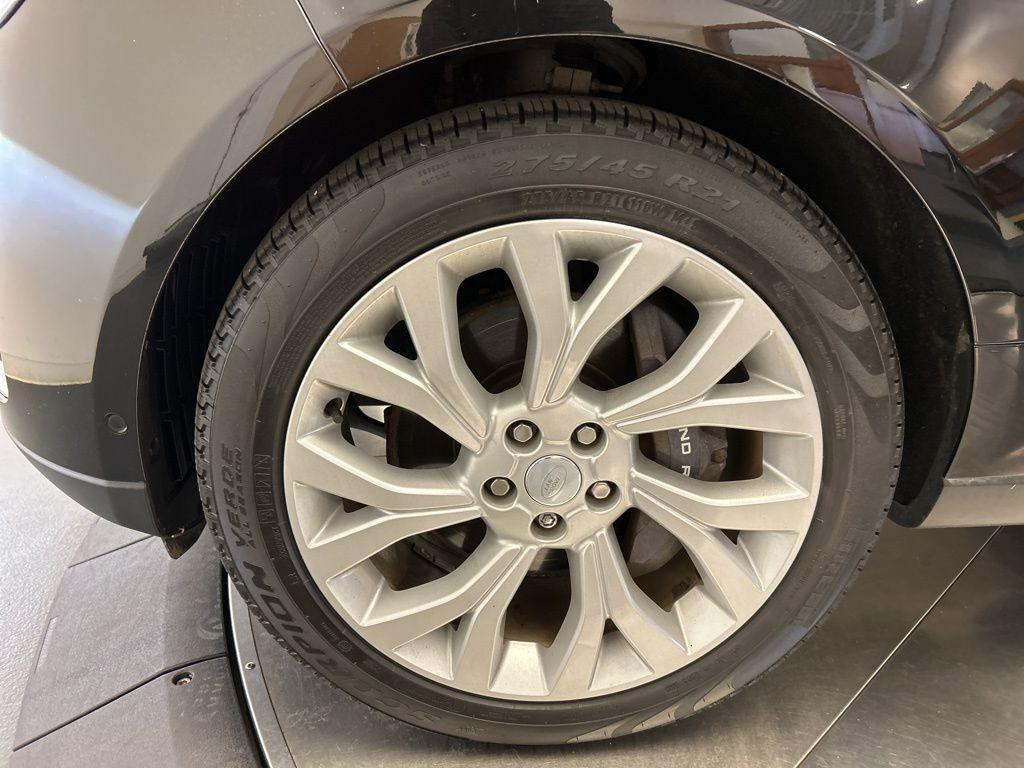 used 2021 Land Rover Range Rover car, priced at $44,149