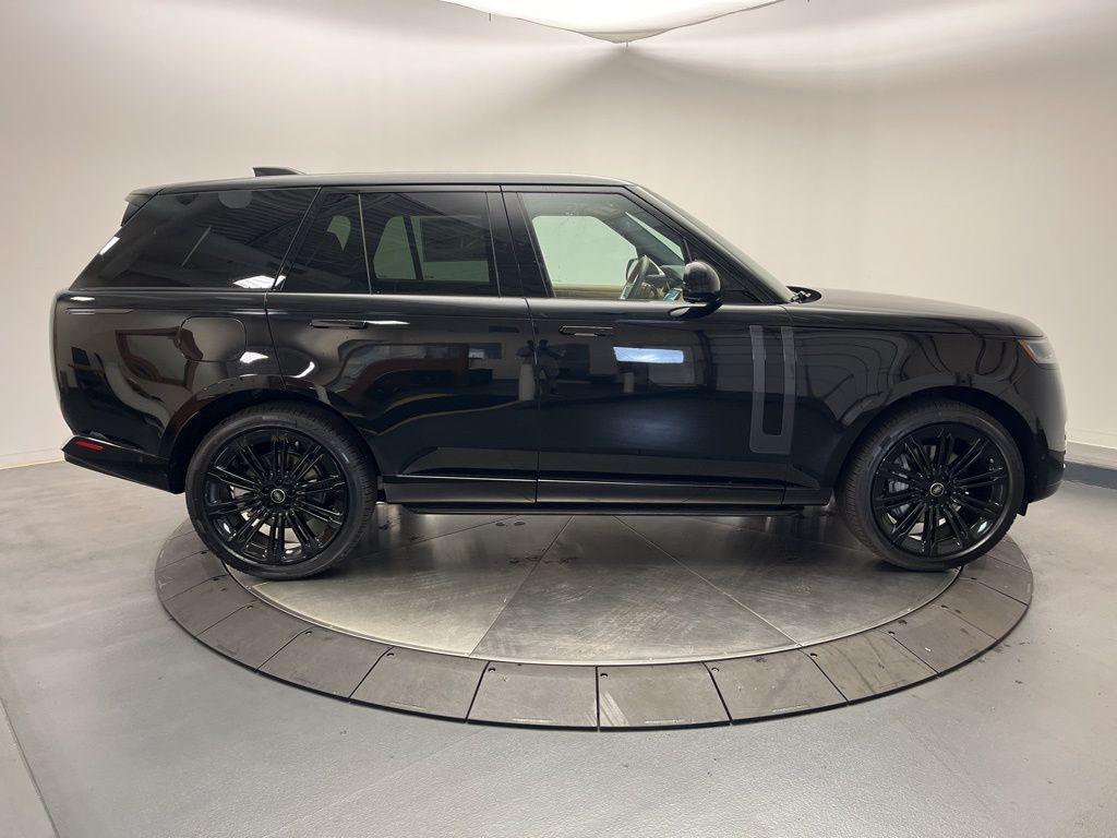 new 2025 Land Rover Range Rover car, priced at $129,135