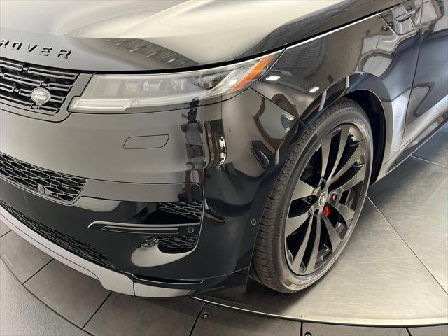 new 2025 Land Rover Range Rover Sport car, priced at $101,715