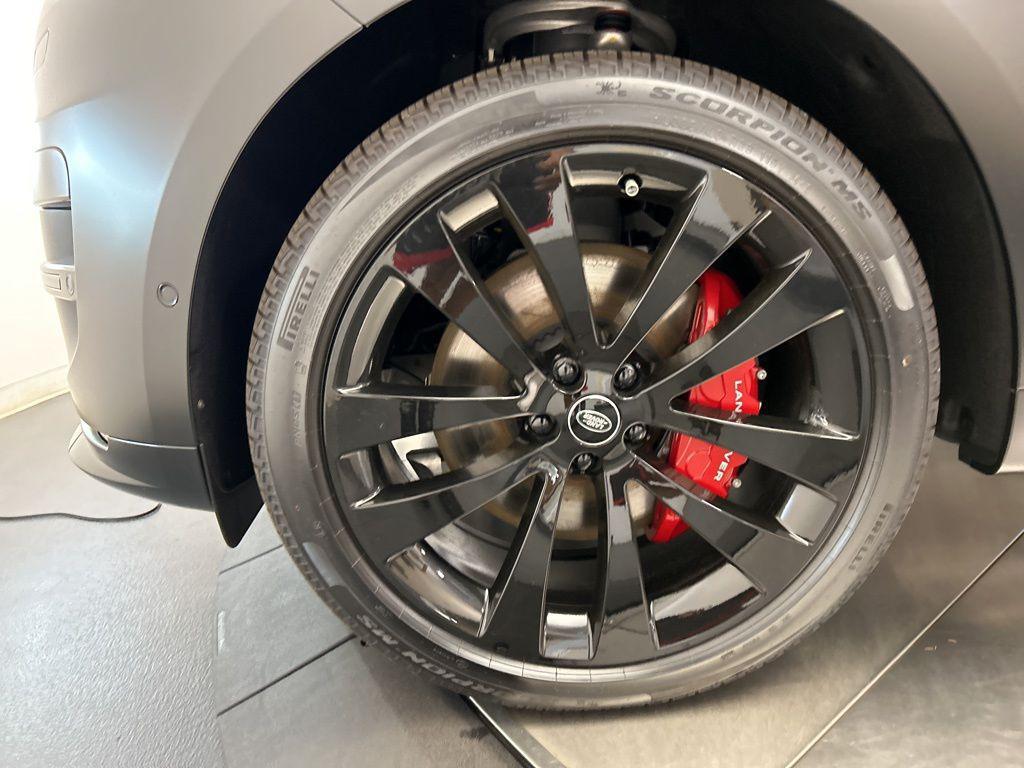 new 2025 Land Rover Range Rover Sport car, priced at $124,355