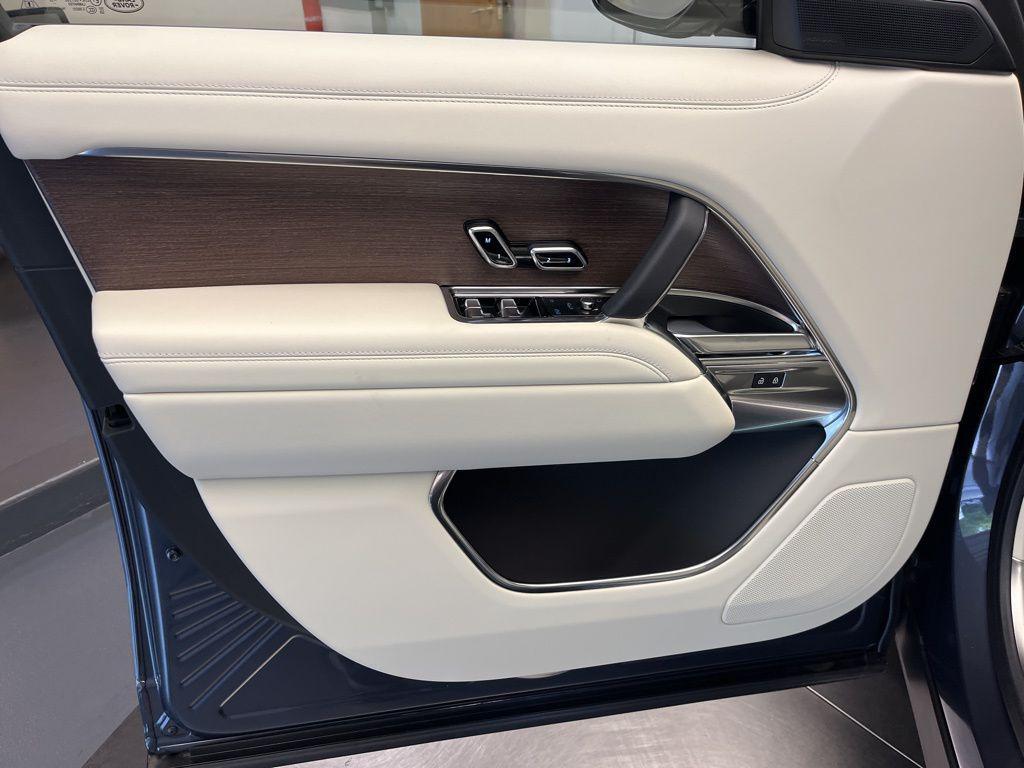 new 2025 Land Rover Range Rover car, priced at $139,805