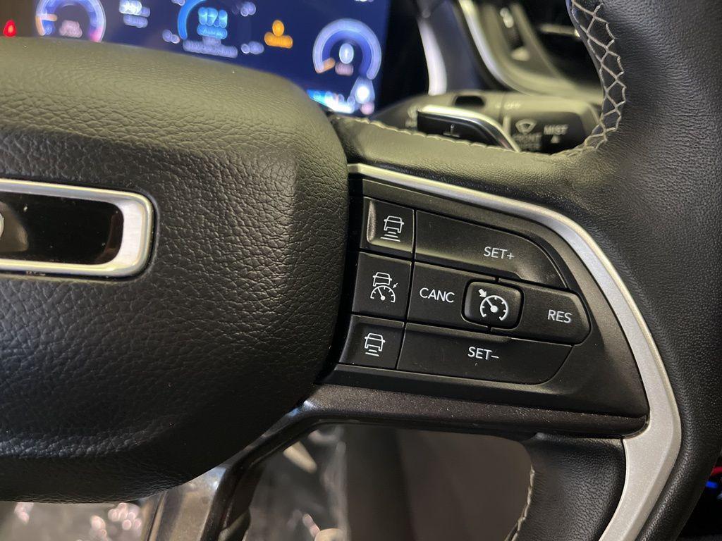 used 2022 Jeep Grand Cherokee car, priced at $30,279