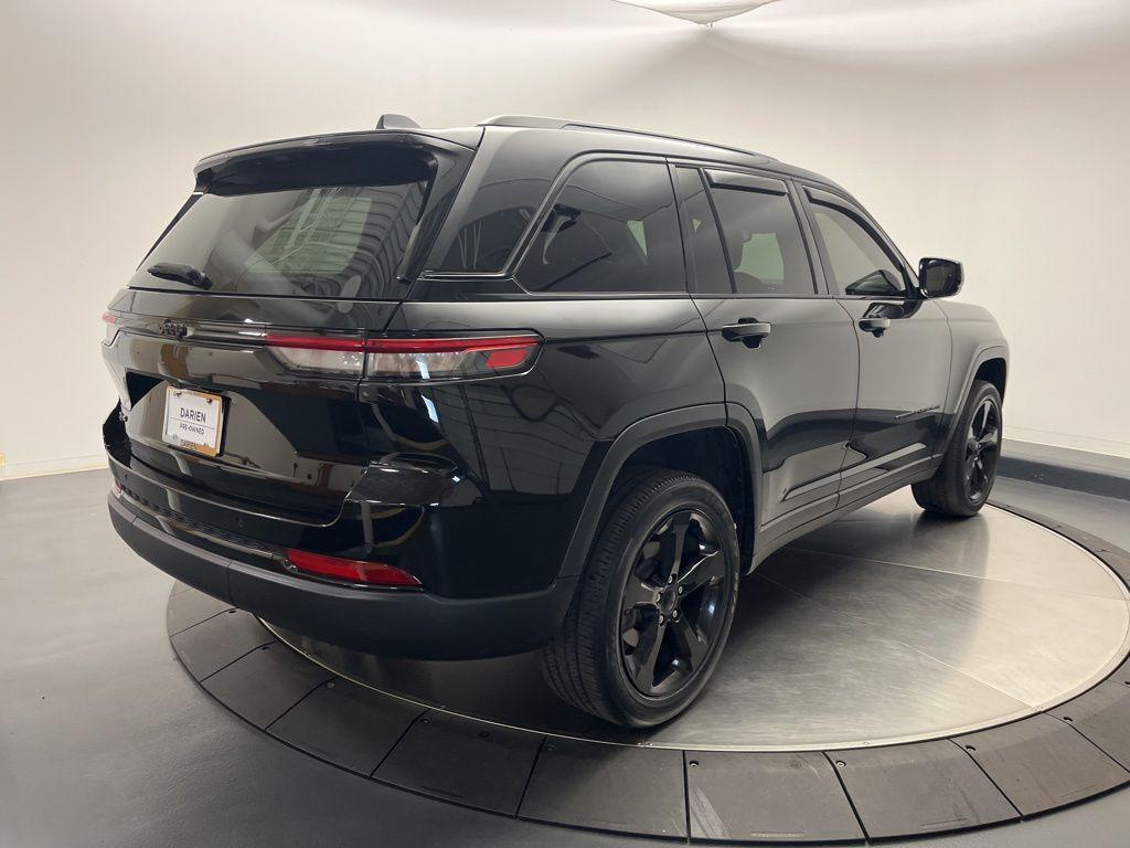 used 2022 Jeep Grand Cherokee car, priced at $30,279