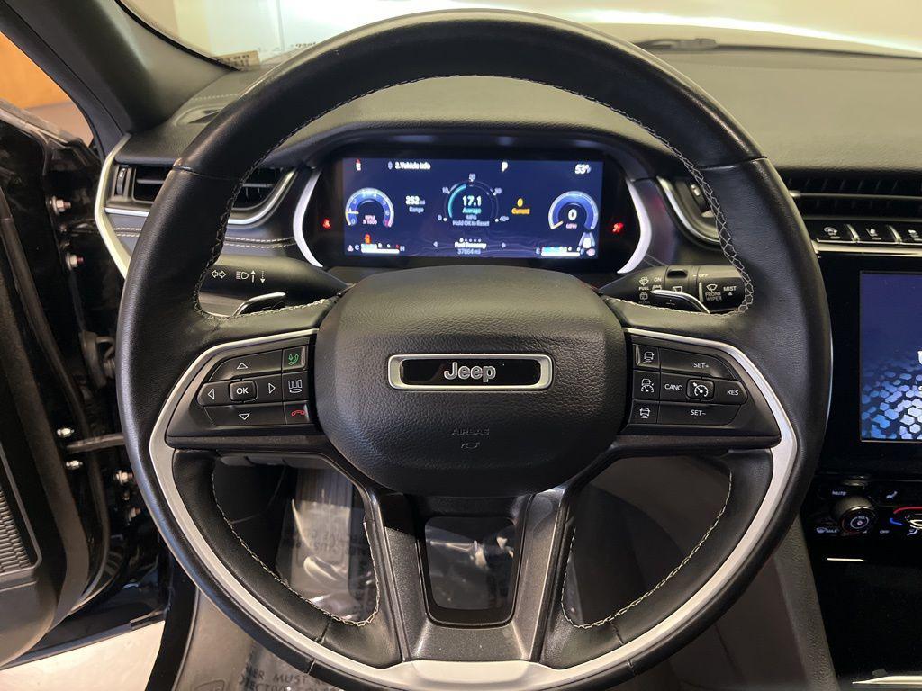 used 2022 Jeep Grand Cherokee car, priced at $30,279