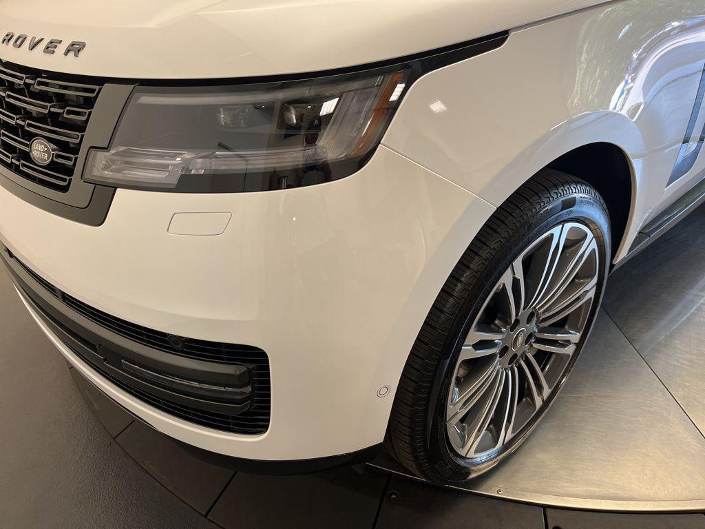 new 2025 Land Rover Range Rover car, priced at $141,605
