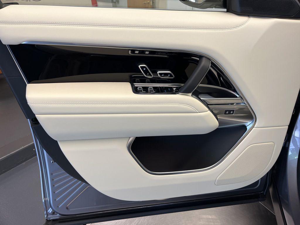 new 2025 Land Rover Range Rover car, priced at $149,805