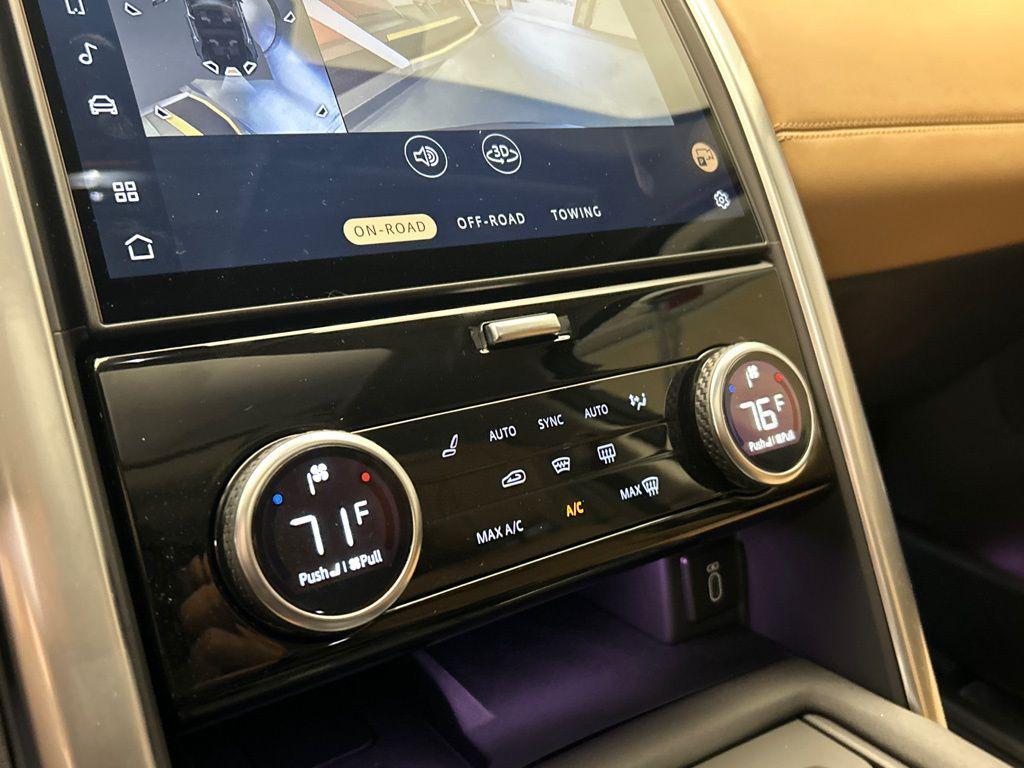 new 2026 Land Rover Discovery car, priced at $88,741