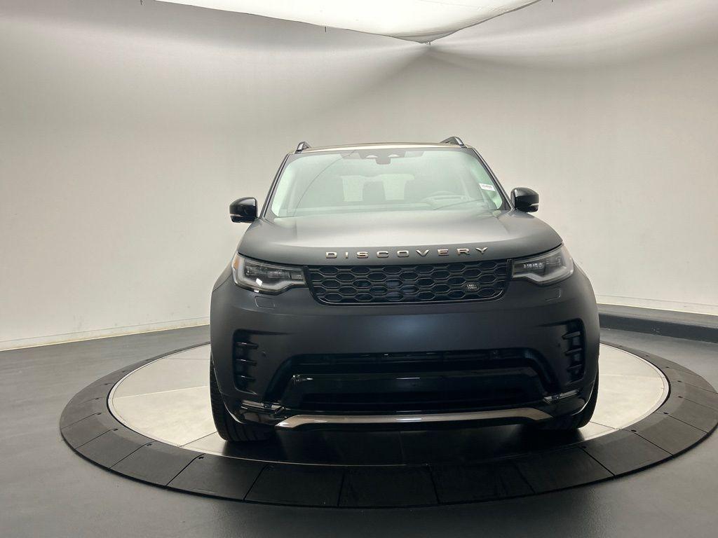 new 2026 Land Rover Discovery car, priced at $88,741