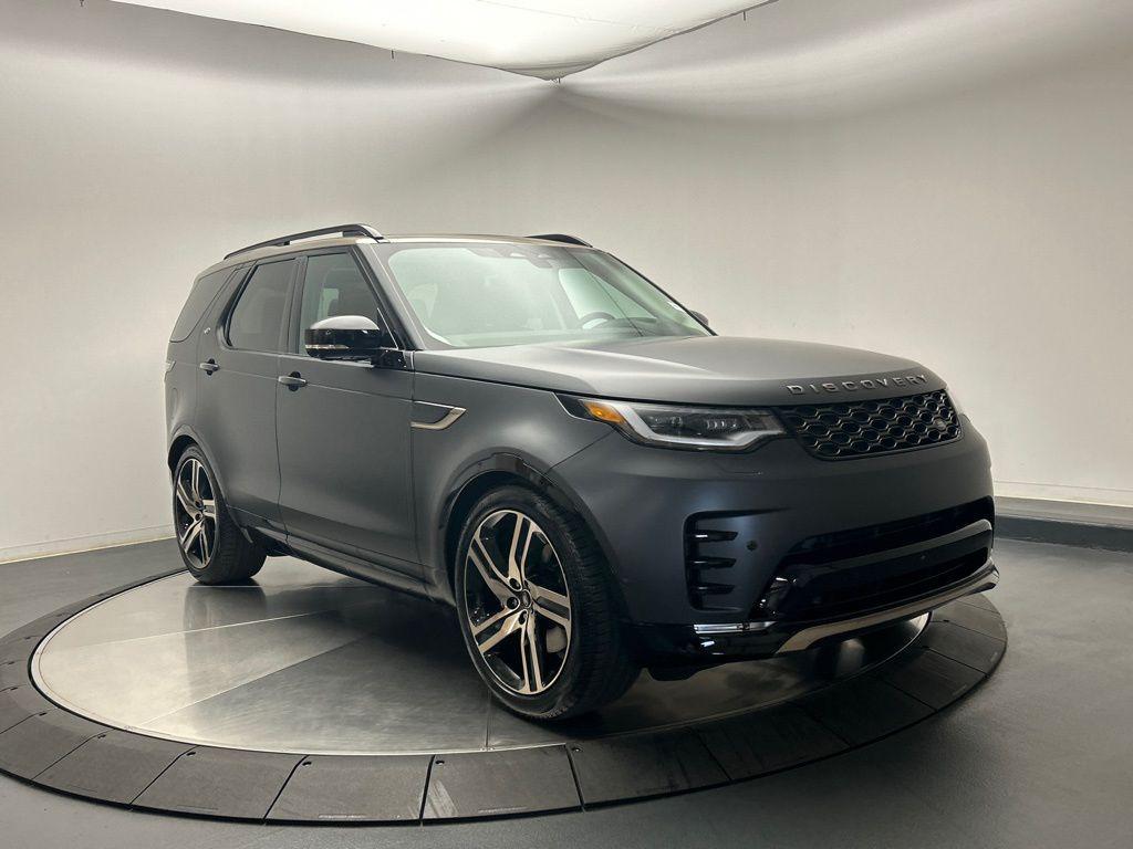 new 2026 Land Rover Discovery car, priced at $88,741
