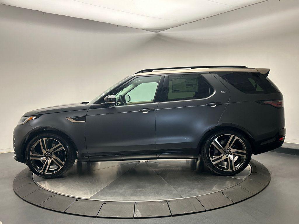 new 2026 Land Rover Discovery car, priced at $88,741