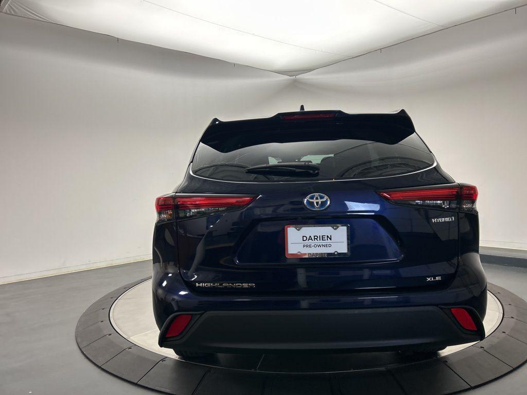 used 2021 Toyota Highlander Hybrid car, priced at $29,598