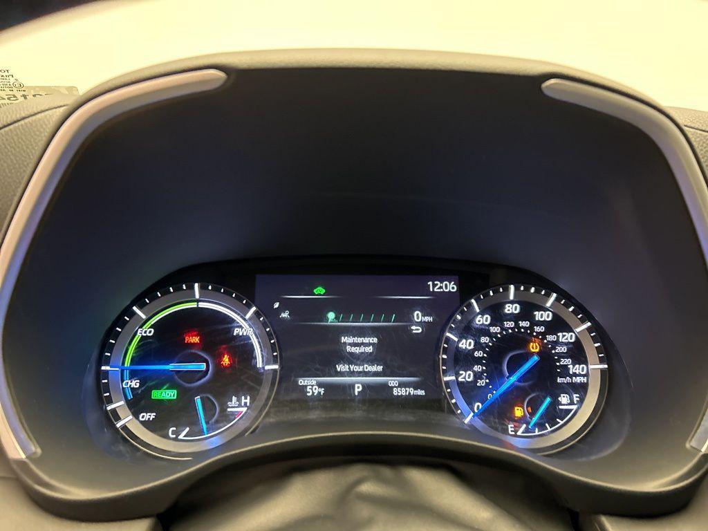 used 2021 Toyota Highlander Hybrid car, priced at $29,598