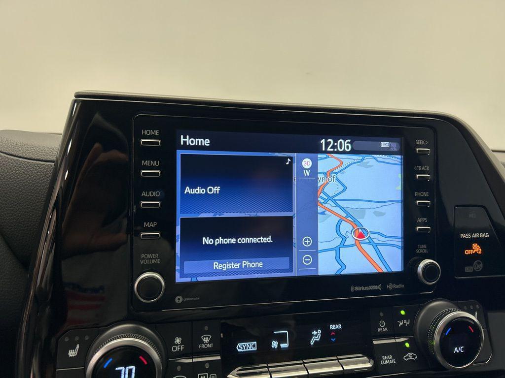 used 2021 Toyota Highlander Hybrid car, priced at $29,598