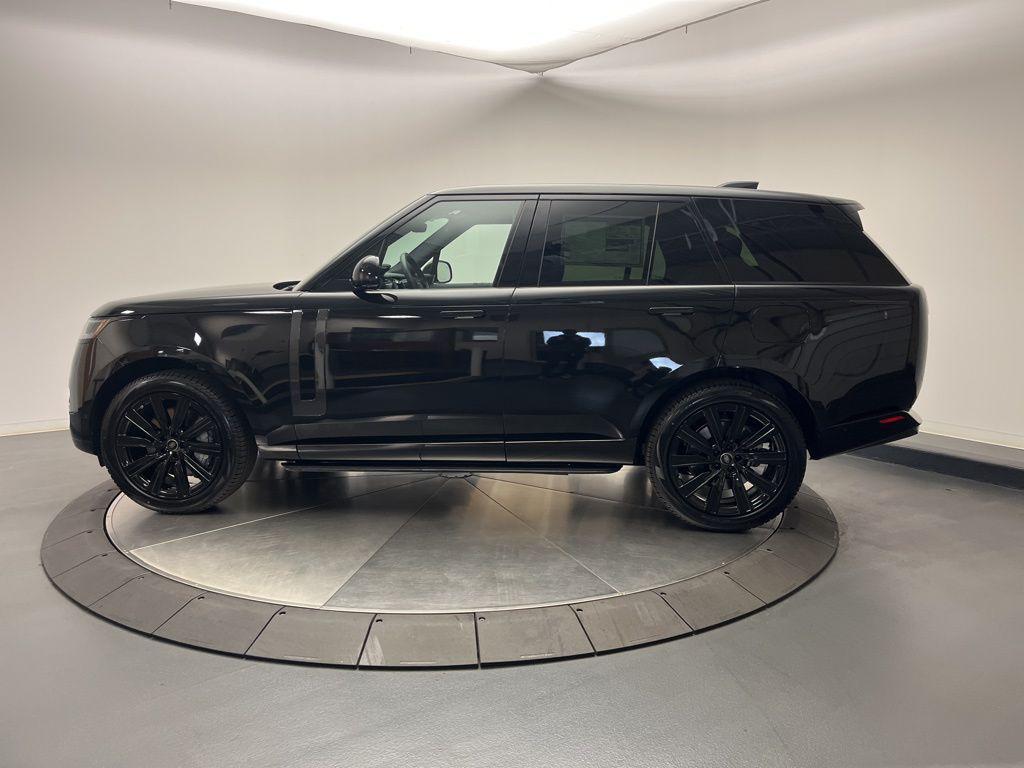 new 2025 Land Rover Range Rover car, priced at $141,535
