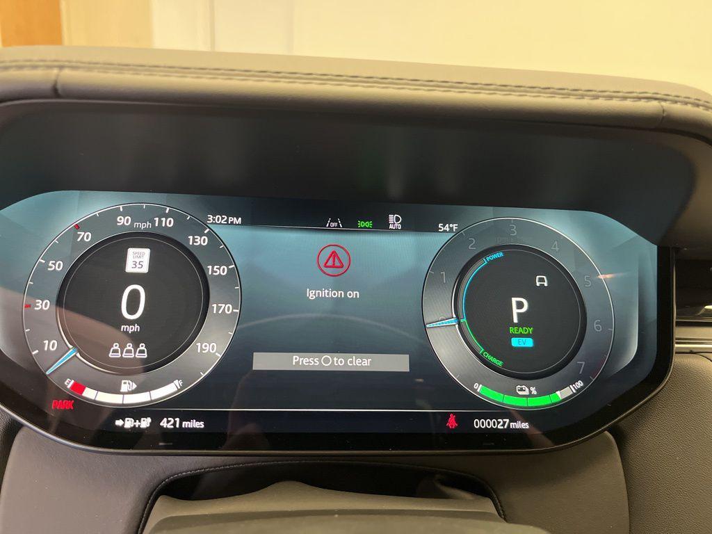 new 2025 Land Rover Range Rover car, priced at $141,535