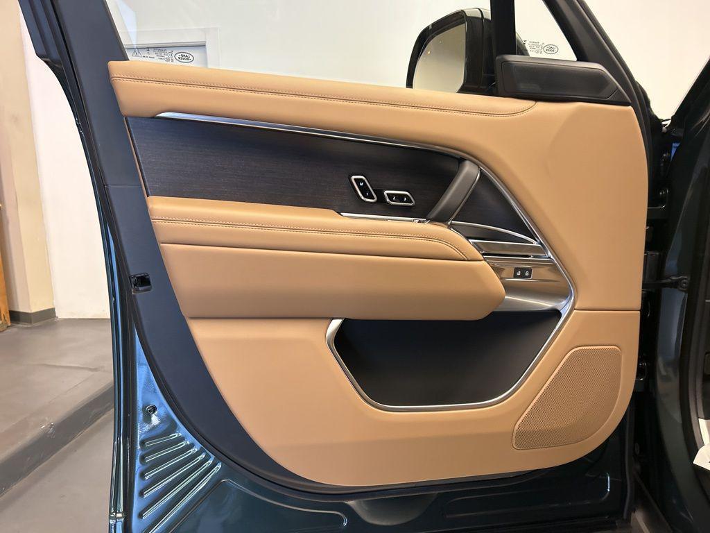 new 2025 Land Rover Range Rover car, priced at $148,405