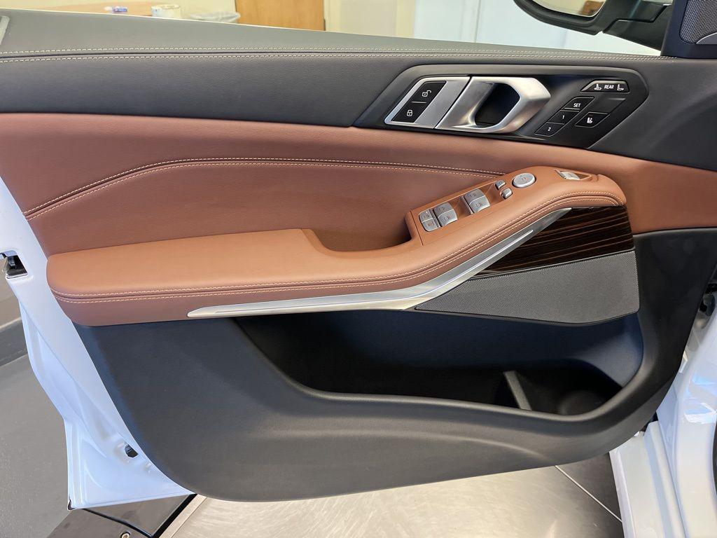 used 2025 BMW X7 car, priced at $79,857