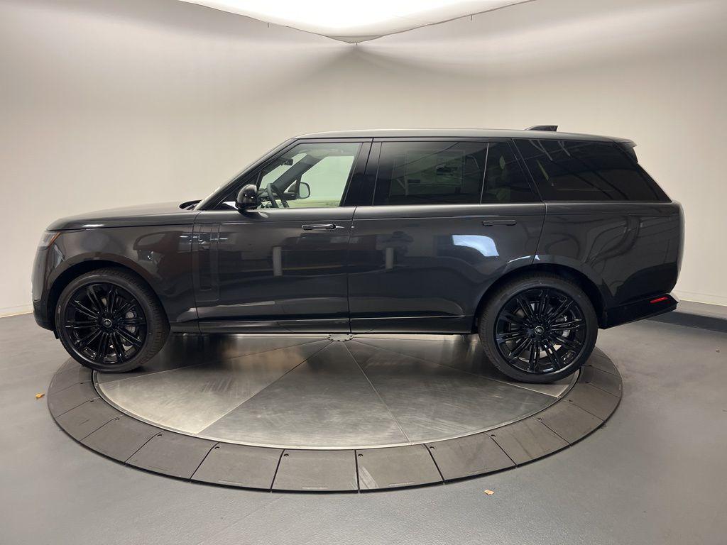 new 2025 Land Rover Range Rover car, priced at $153,005