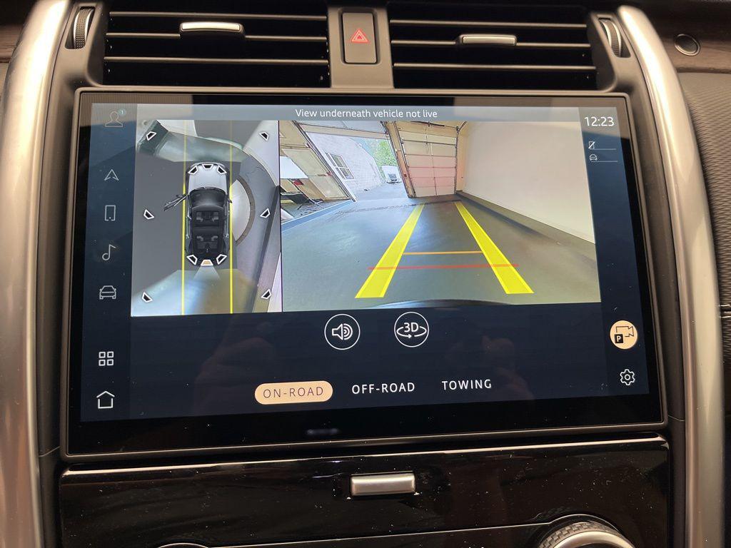 new 2025 Land Rover Discovery car, priced at $82,293