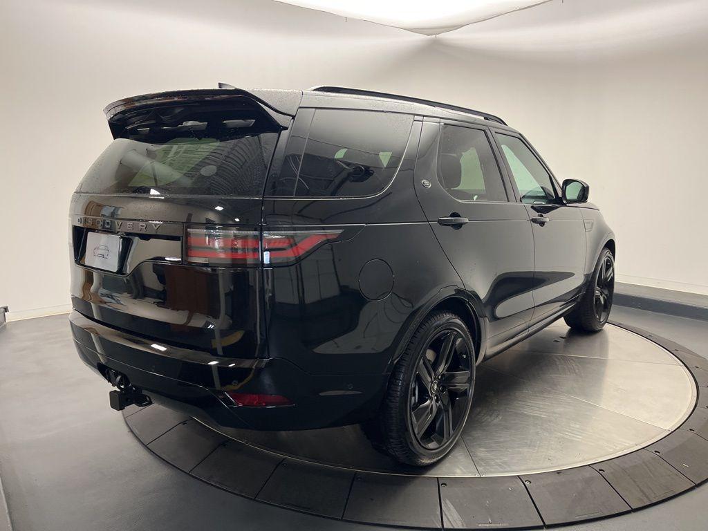 new 2025 Land Rover Discovery car, priced at $82,293