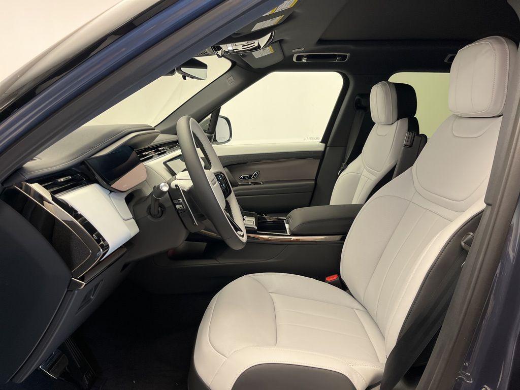 new 2025 Land Rover Range Rover Sport car, priced at $120,000