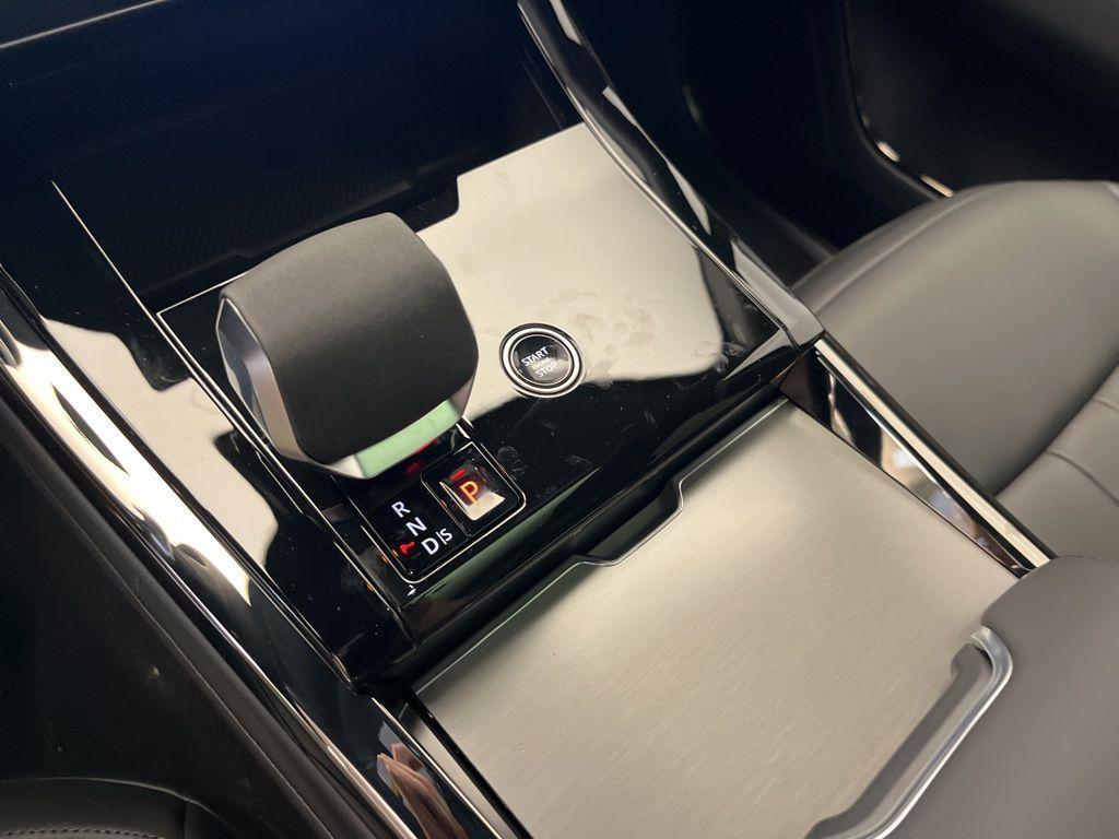 new 2025 Land Rover Range Rover Sport car, priced at $105,355