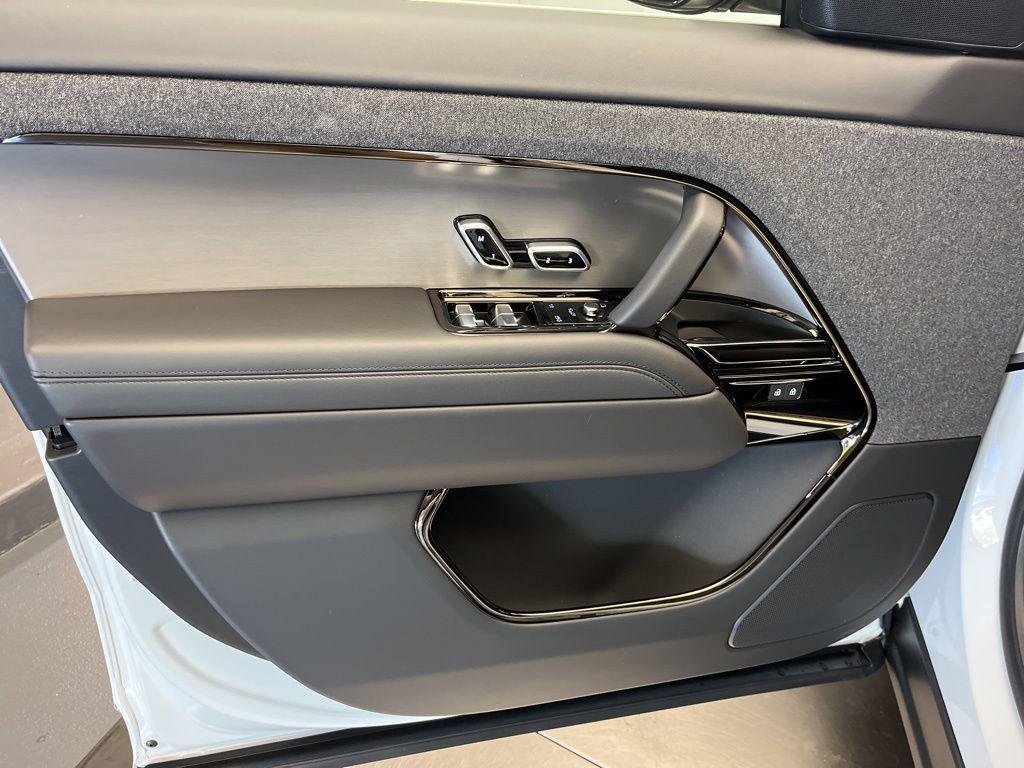new 2025 Land Rover Range Rover Sport car, priced at $105,355