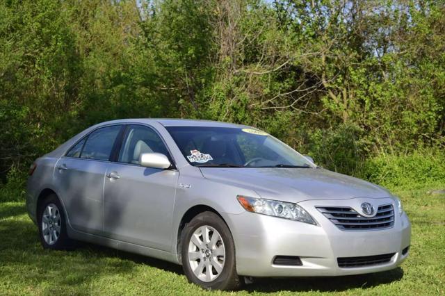 used 2008 Toyota Camry Hybrid car, priced at $7,495