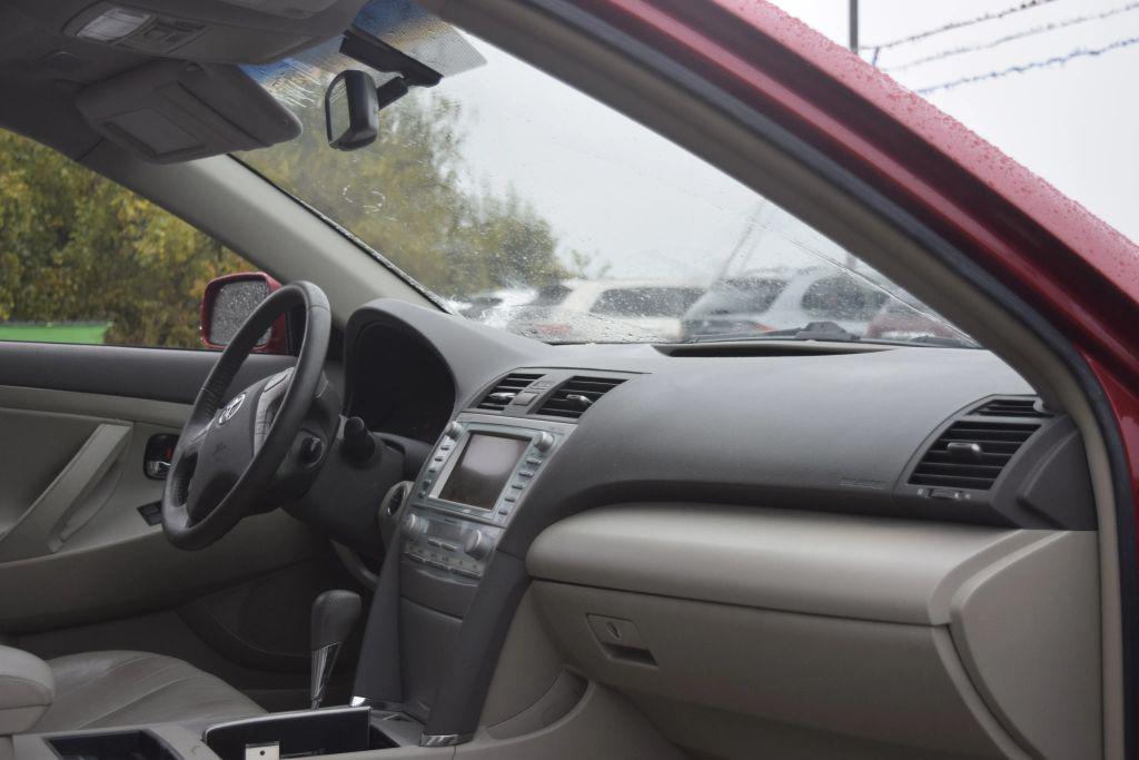 used 2009 Toyota Camry Hybrid car, priced at $9,995