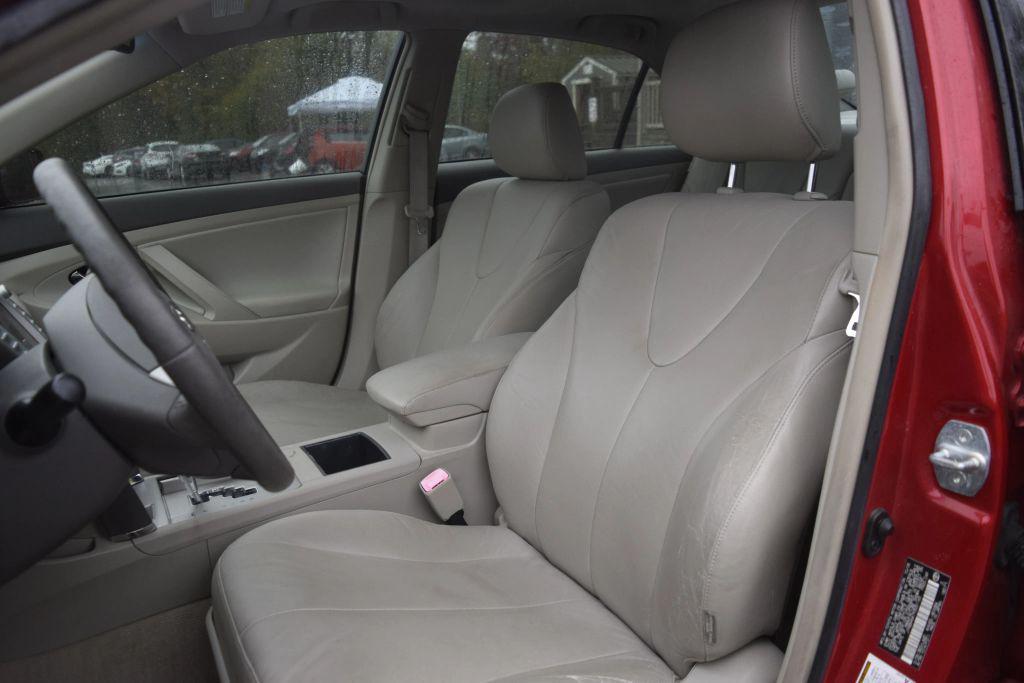 used 2009 Toyota Camry Hybrid car, priced at $9,995