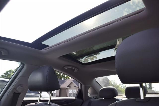 used 2015 Hyundai Sonata Hybrid car, priced at $8,995