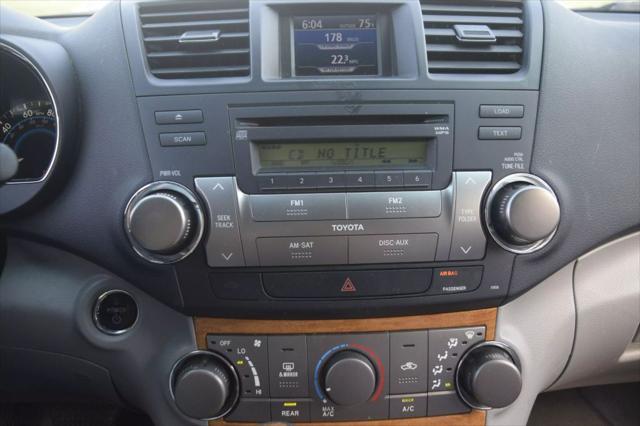used 2010 Toyota Highlander Hybrid car, priced at $9,495