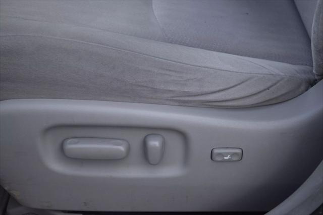 used 2010 Toyota Highlander Hybrid car, priced at $9,495