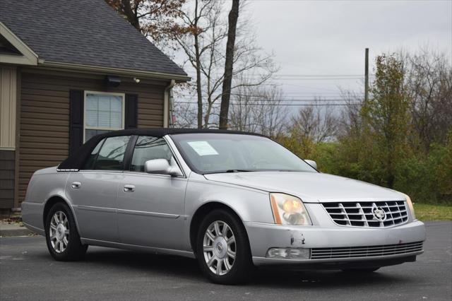 used 2009 Cadillac DTS car, priced at $3,995