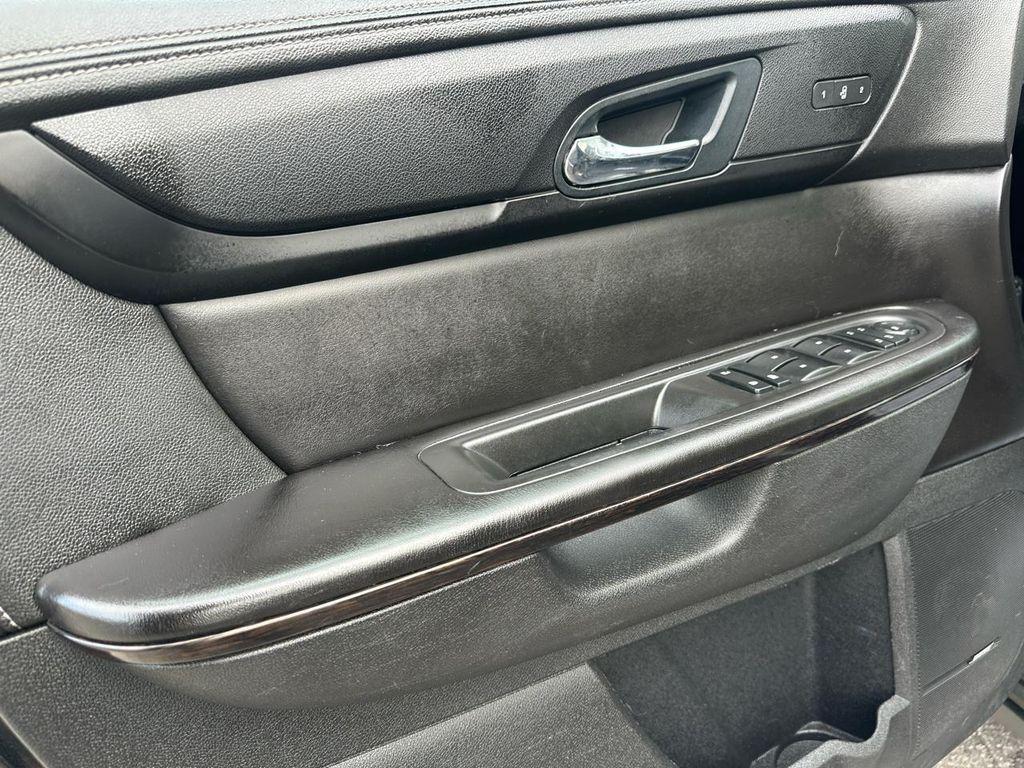 used 2016 Chevrolet Traverse car, priced at $9,100