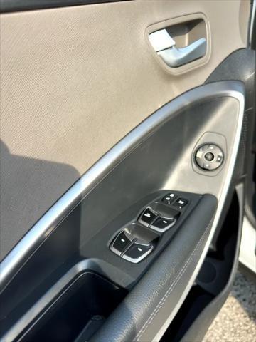 used 2014 Hyundai Santa Fe car, priced at $7,400