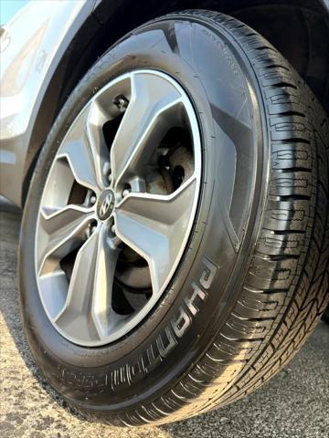 used 2014 Hyundai Santa Fe car, priced at $7,400