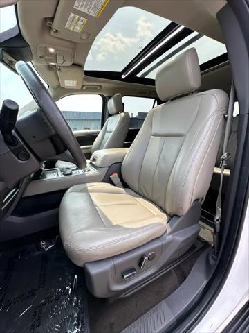 used 2019 Ford Expedition car