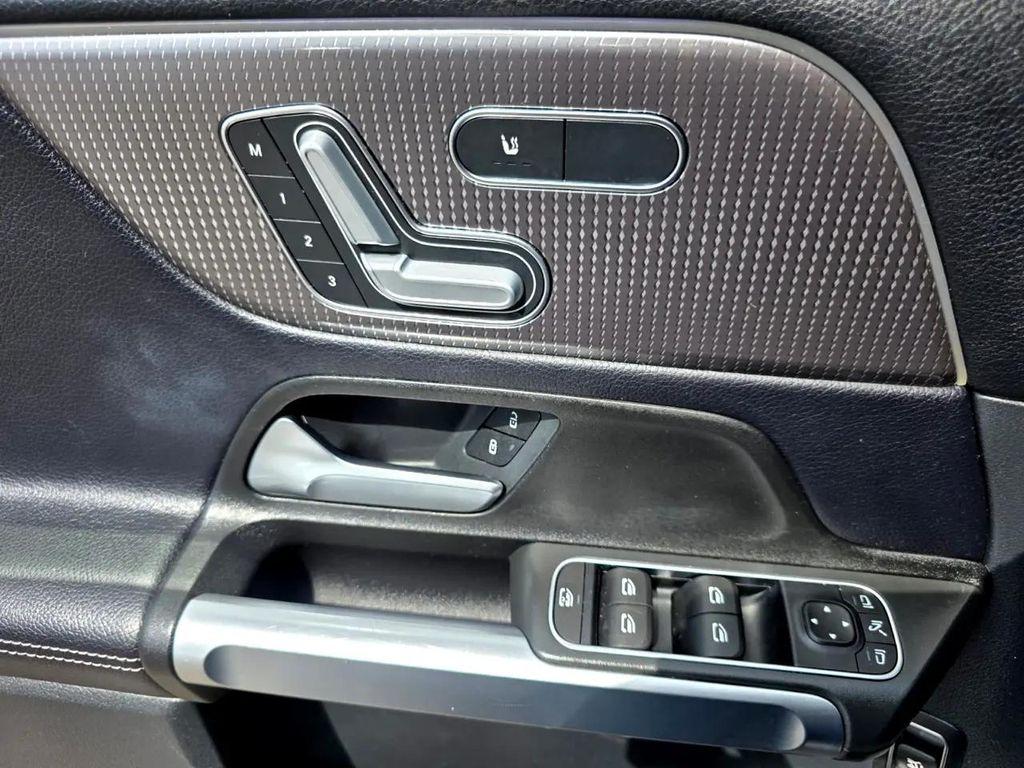 used 2021 Mercedes-Benz GLB 250 car, priced at $24,300