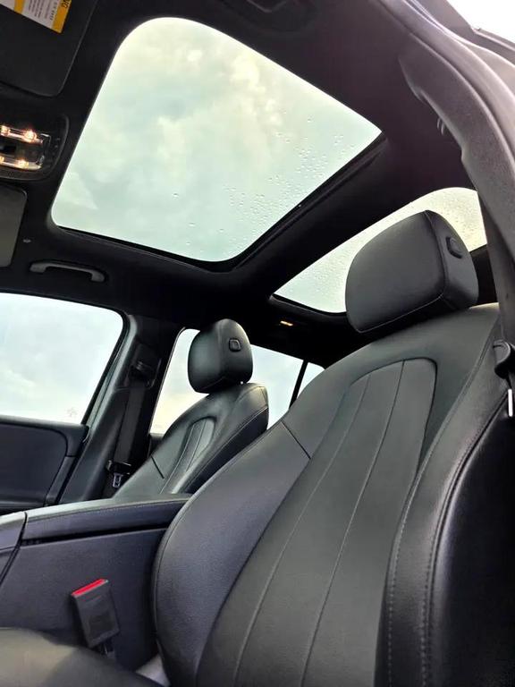 used 2021 Mercedes-Benz GLB 250 car, priced at $24,300