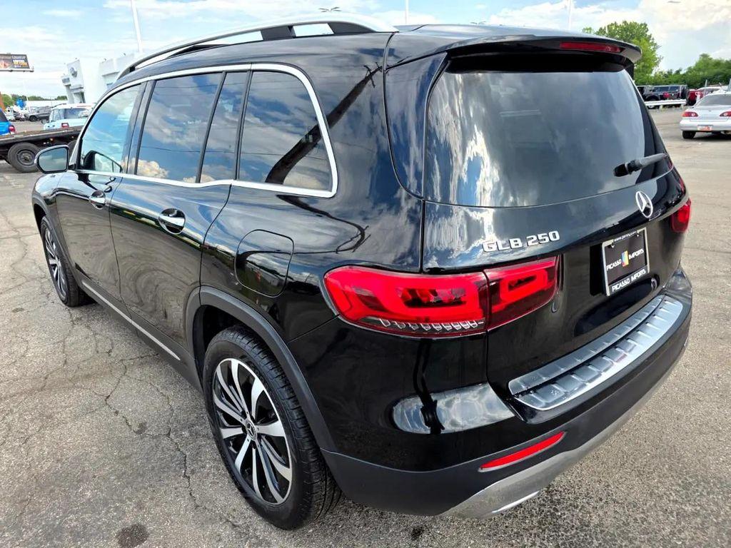 used 2021 Mercedes-Benz GLB 250 car, priced at $24,300