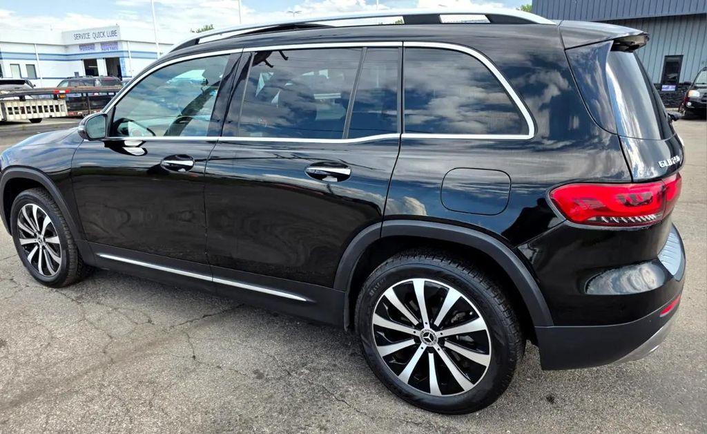 used 2021 Mercedes-Benz GLB 250 car, priced at $24,300