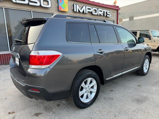 used 2012 Toyota Highlander car, priced at $12,200