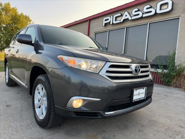 used 2012 Toyota Highlander car, priced at $12,200