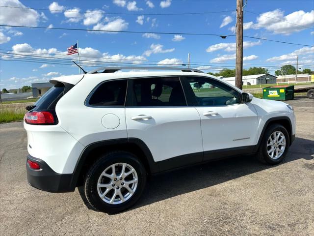 used 2015 Jeep Cherokee car, priced at $10,397